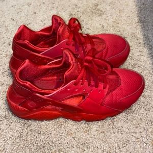 Red Nike Huaraches